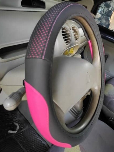 FORRO VOLANTE CUERO ED LIMITADA NEGRO CON ROSADO