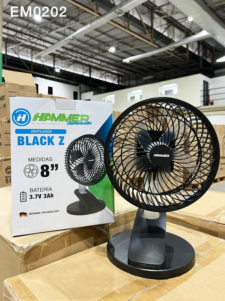 VENTILADOR RECARGABLE BLACK Z / BATERIA DE LITIO 3000MAH / 8" / PARA MESA O FIJAR CON CLIP / DURACIÓN 7HRS VELOCIDAD MINIMA 3HRS VELOCIDAD MAXIMA / LUZ INCLUIDA