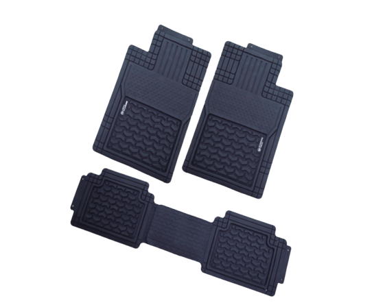 ALFOMBRA 4 PIEZAS NEGRO CON AJUSTE POSTERIOR EN VELCRO